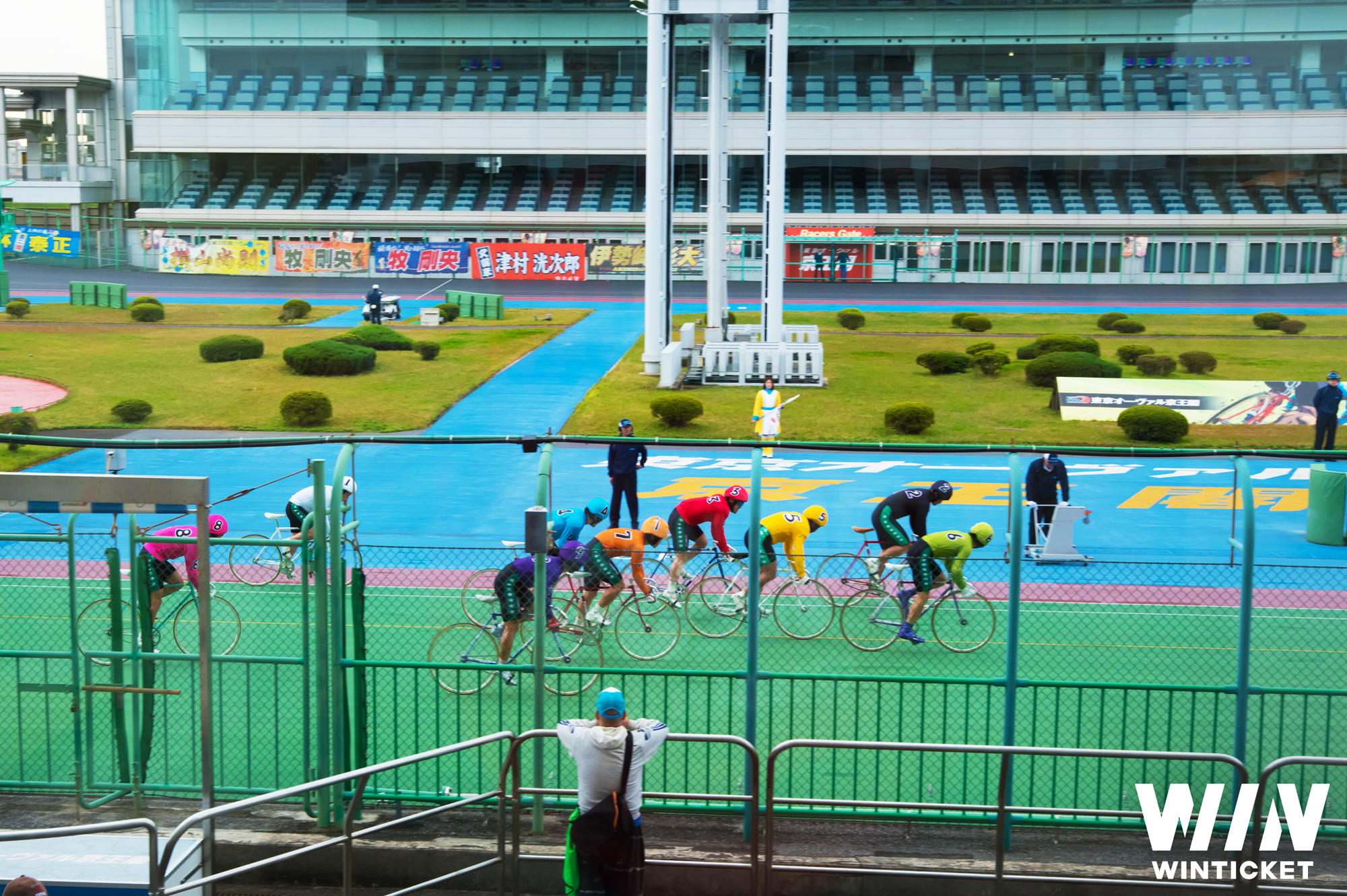 京王閣競技場レース画像