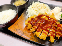 飯塚オートレース グルメ情報写真 とんかつ定食